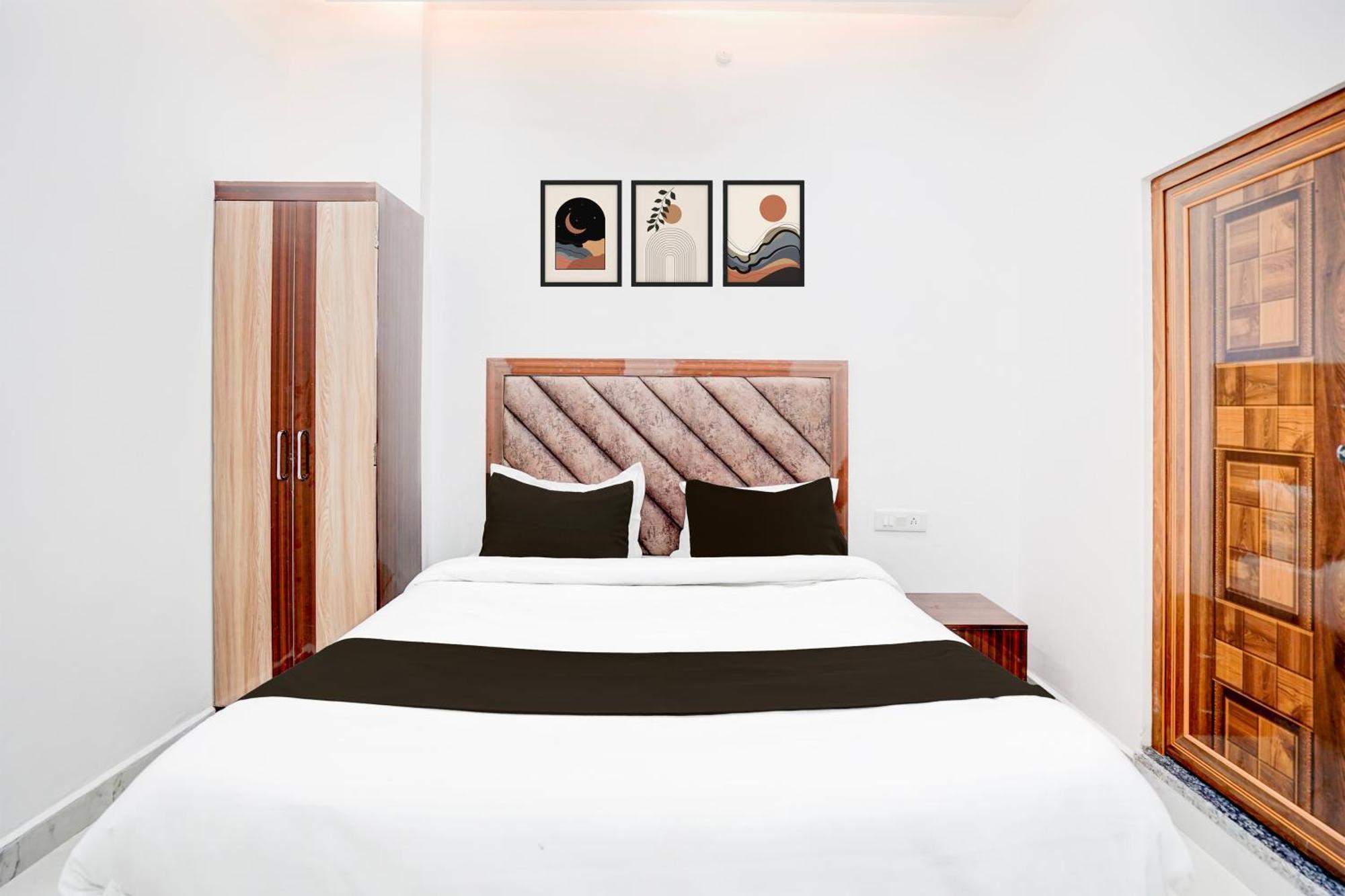 Hotel O Samrat Inn Prayagraj Esterno foto