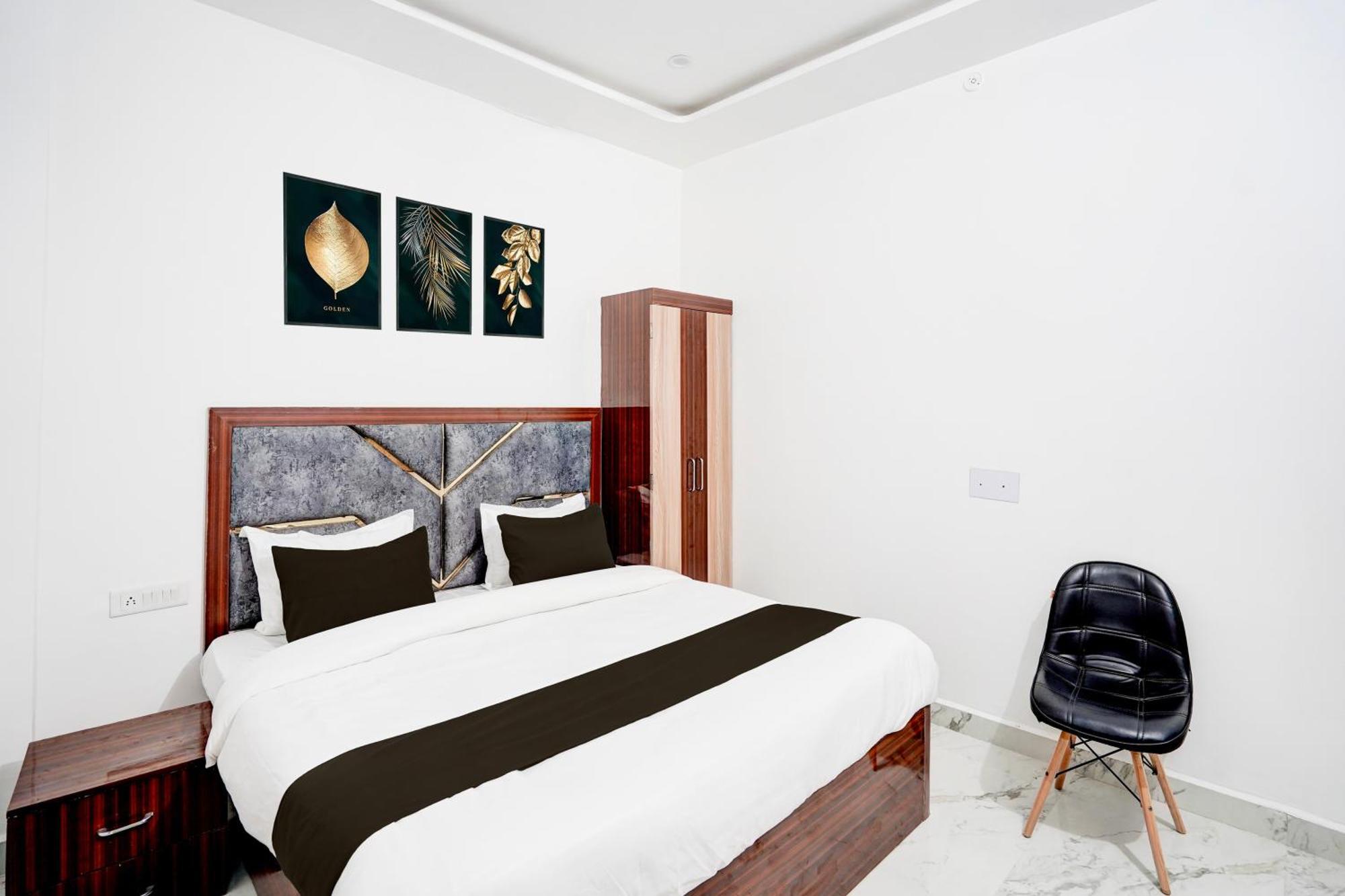 Hotel O Samrat Inn Prayagraj Esterno foto