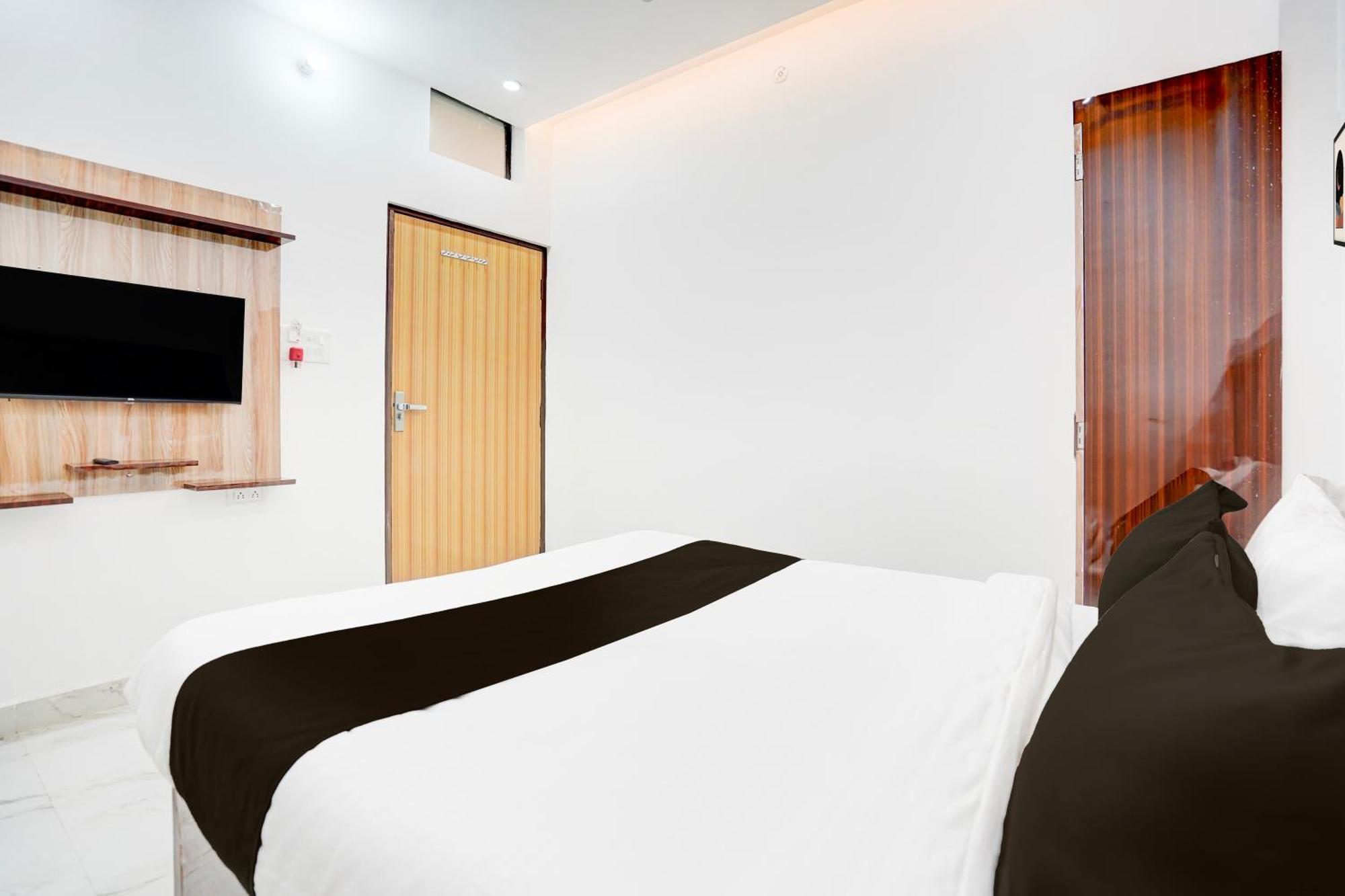 Hotel O Samrat Inn Prayagraj Esterno foto