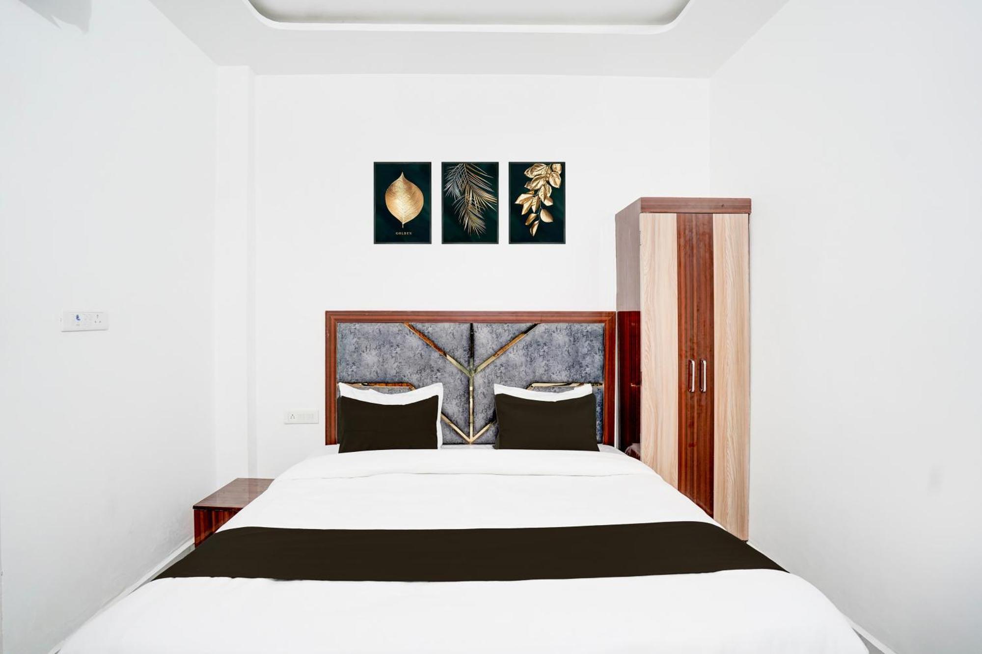 Hotel O Samrat Inn Prayagraj Esterno foto